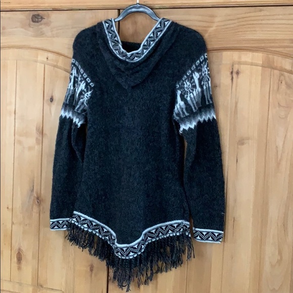 Wool hoodie - Picture 2 of 2